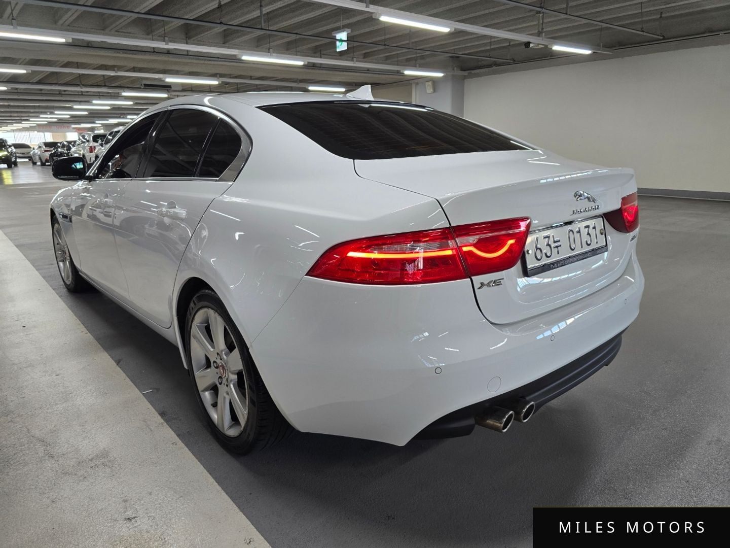 Jaguar XE 2016 — миниатюра 2