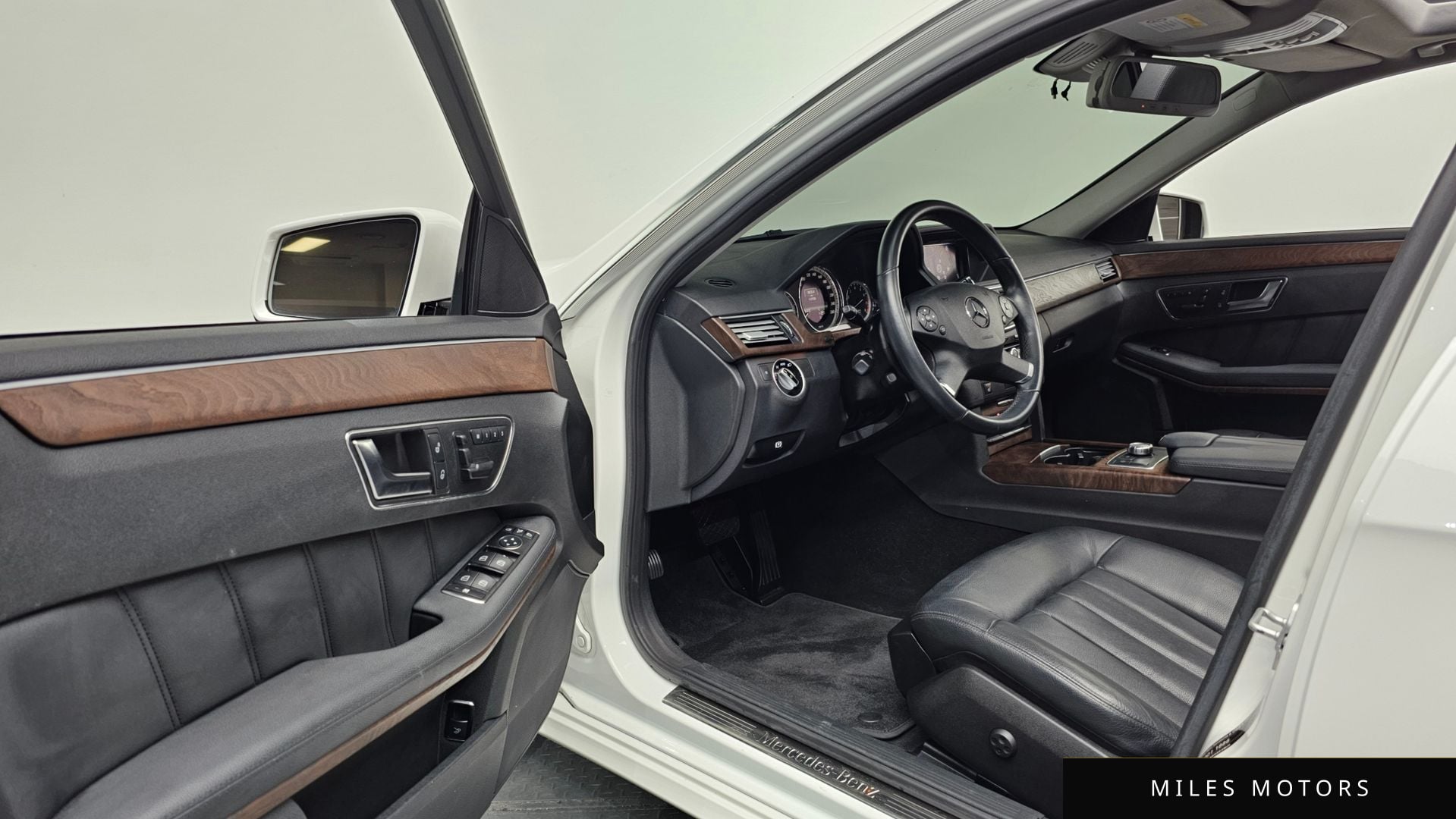 Mercedes-Benz E-Class W212 2013 — миниатюра 10