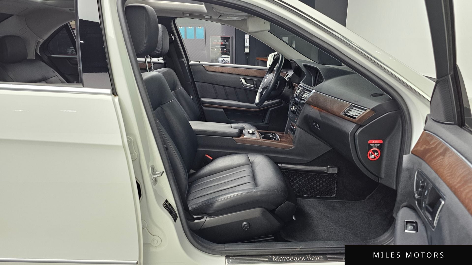Mercedes-Benz E-Class W212 2013 — миниатюра 11