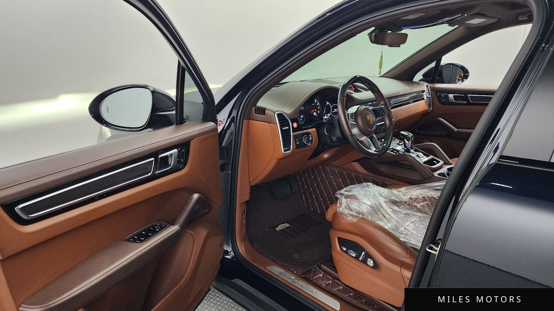 Porsche Cayenne 2019 — миниатюра 10