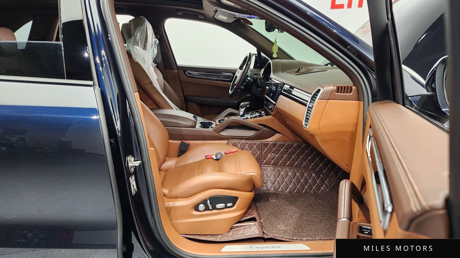 Porsche Cayenne 2019 — миниатюра 11