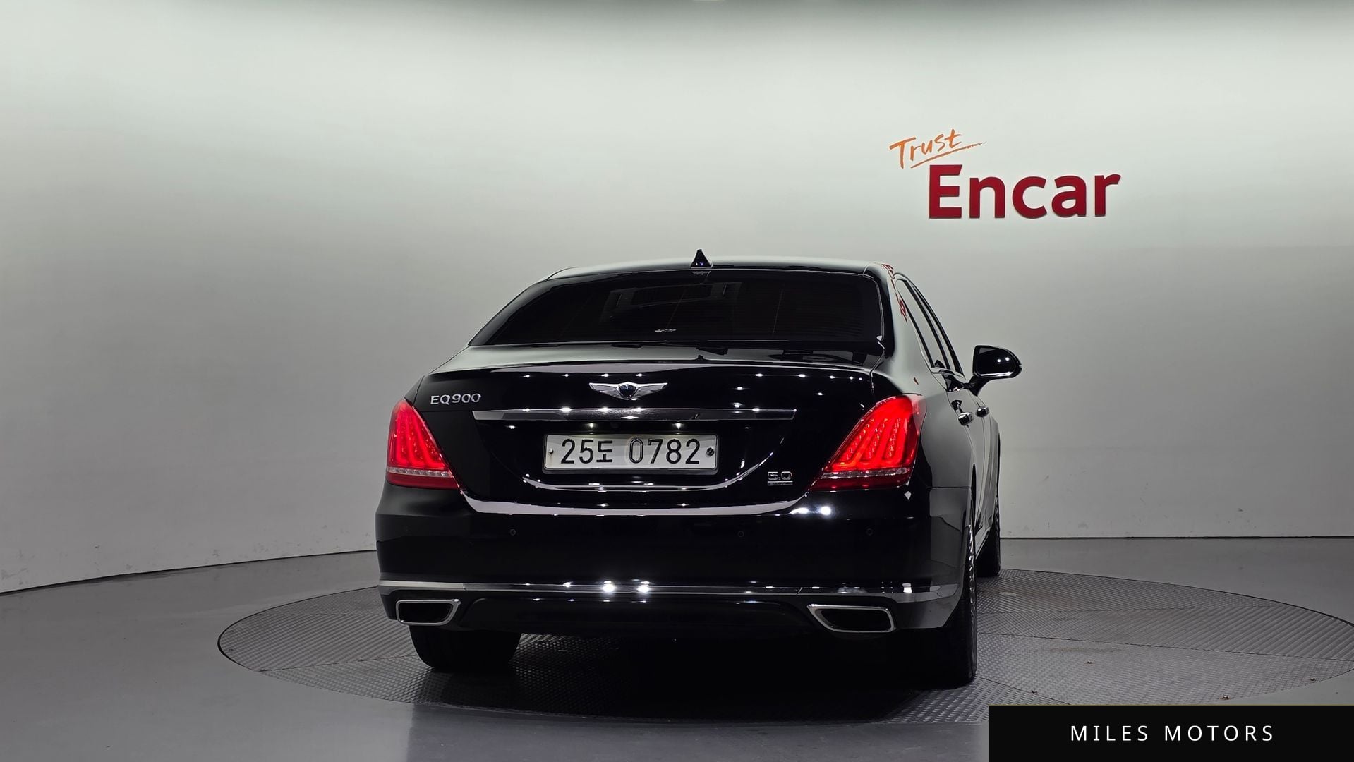 Genesis EQ900 2016 — миниатюра 4
