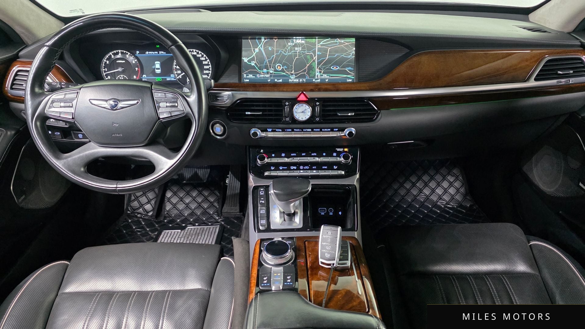 Genesis EQ900 2016 — миниатюра 7