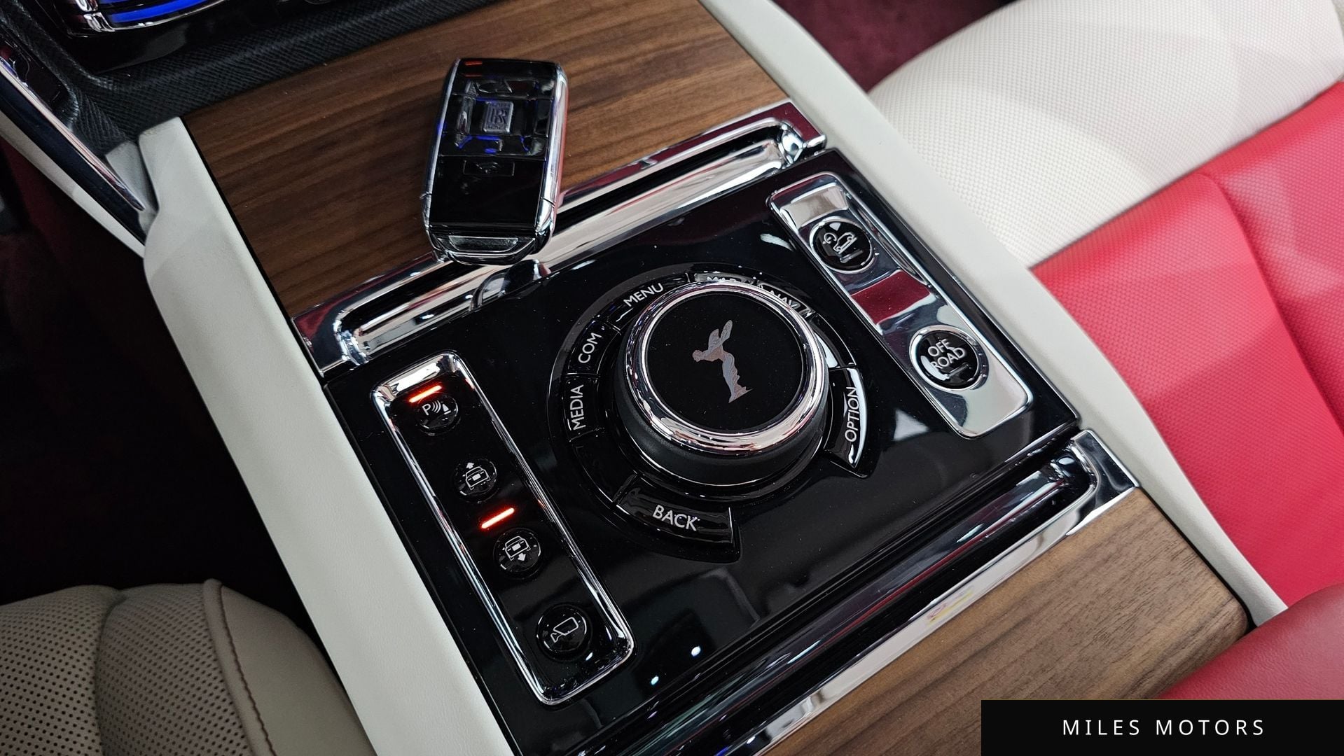 Rolls-Royce 컬리넌 2022 — миниатюра 15