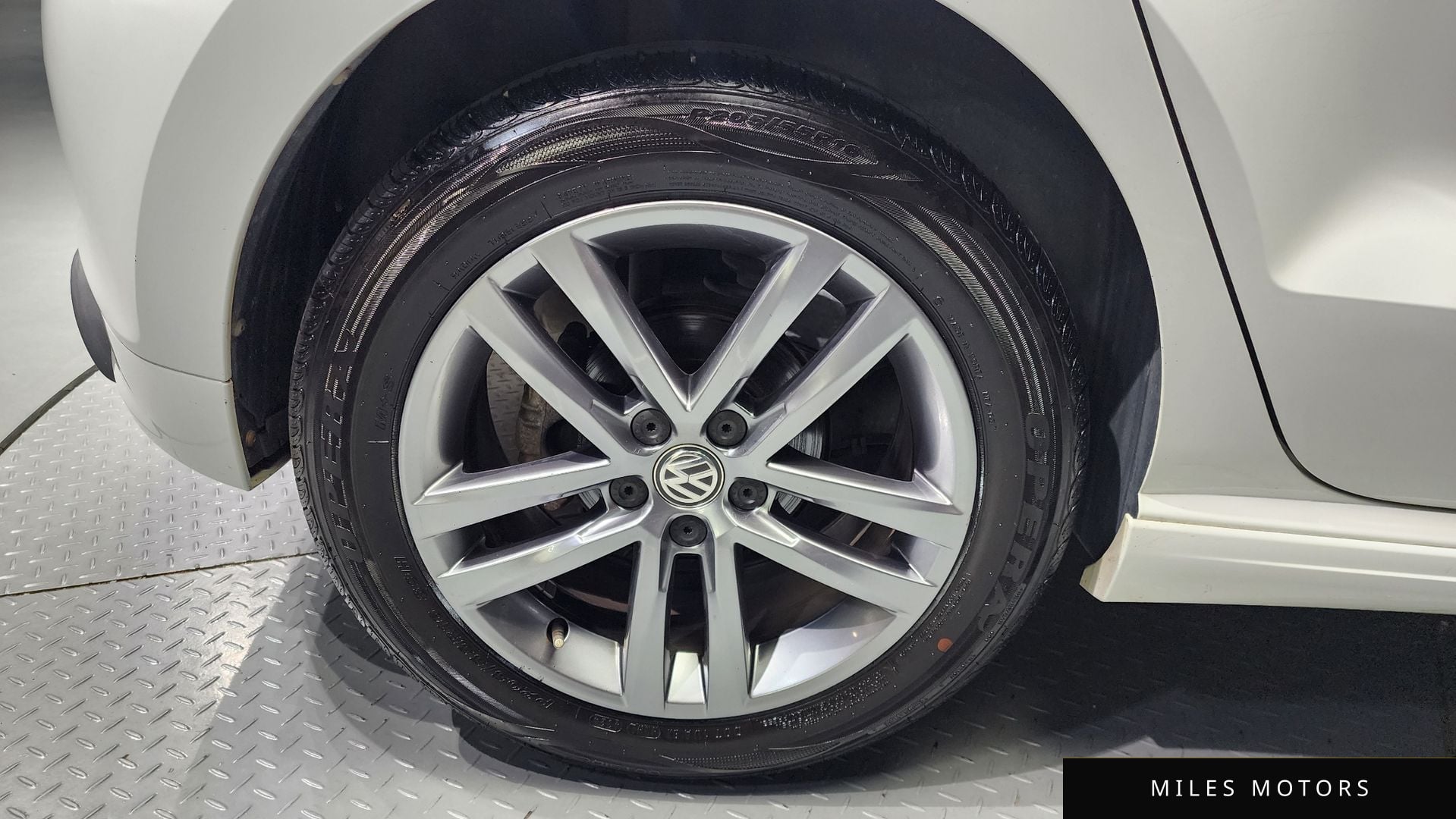 Volkswagen 폴로 2016 — миниатюра 5