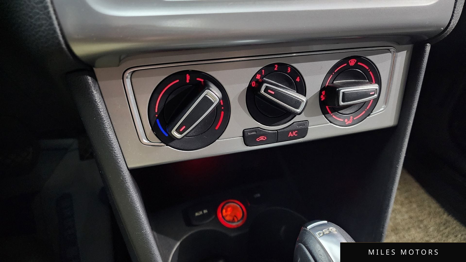 Volkswagen 폴로 2016 — миниатюра 17