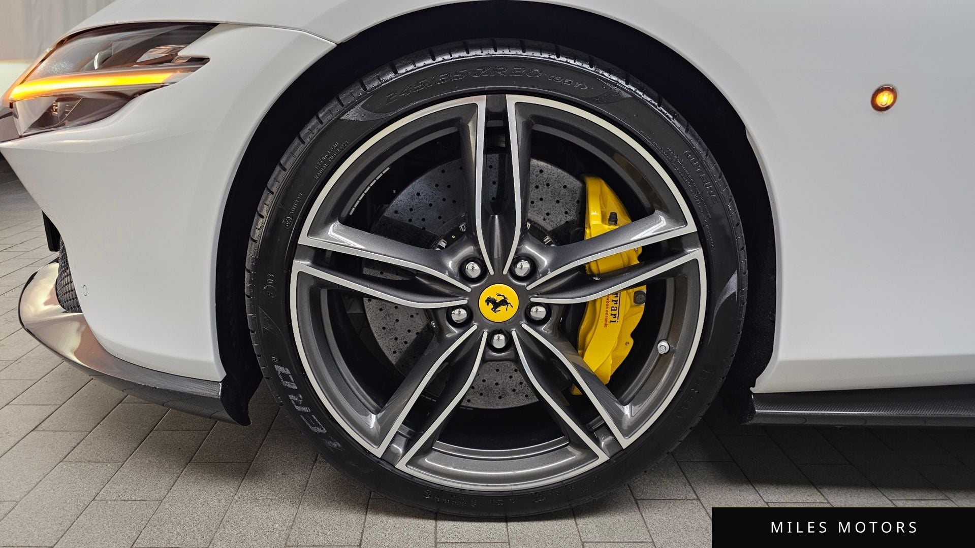Ferrari 로마 2023 — миниатюра 5