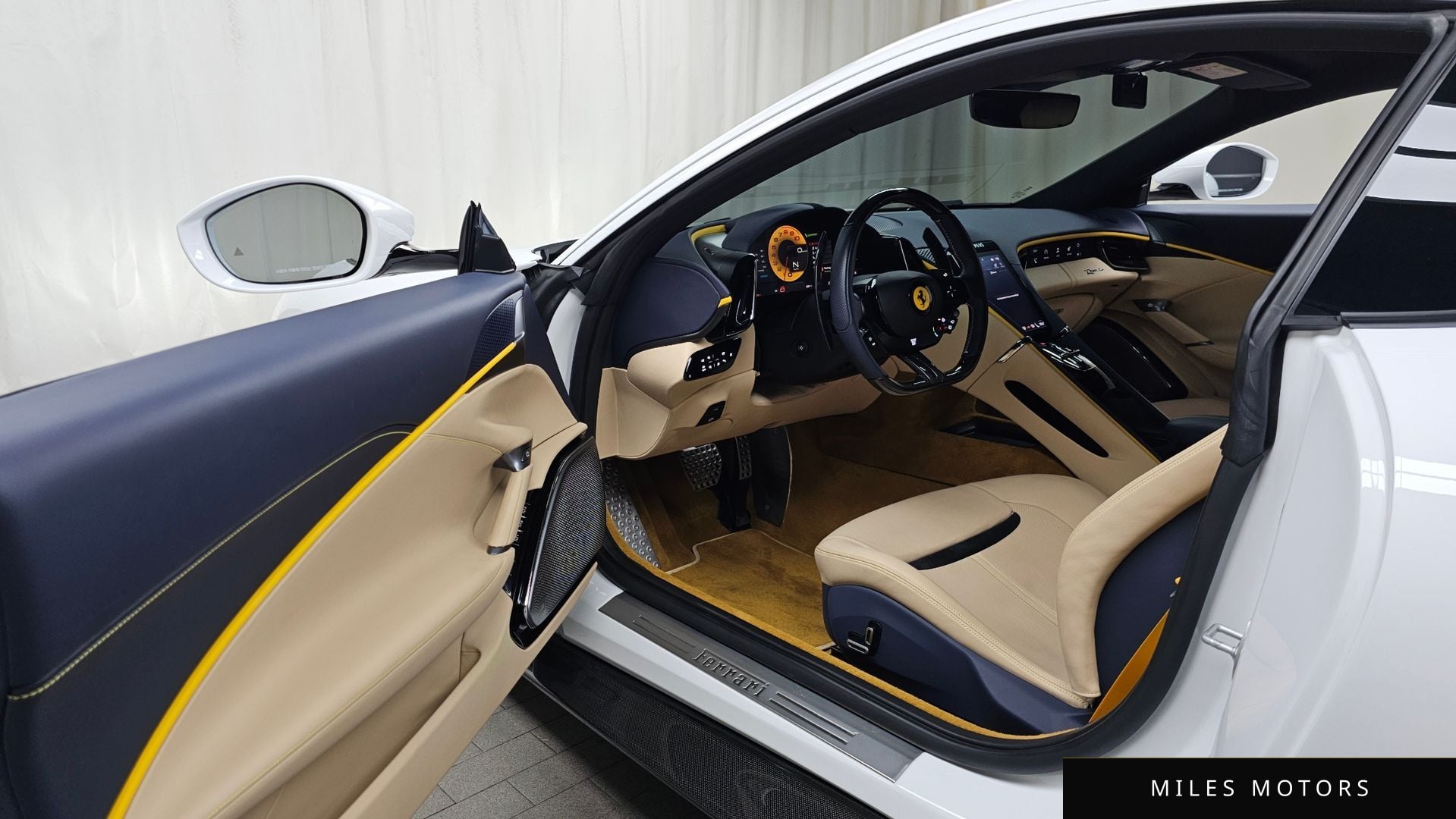 Ferrari 로마 2023 — миниатюра 10