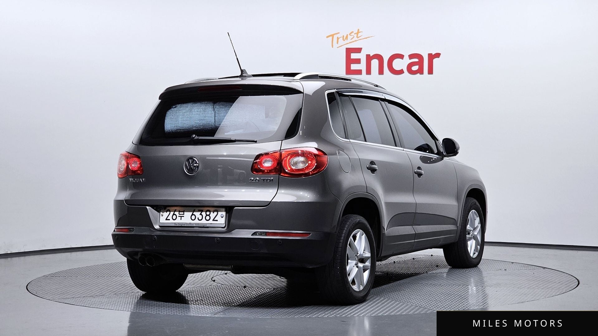 Volkswagen Tiguan 2009 — миниатюра 2