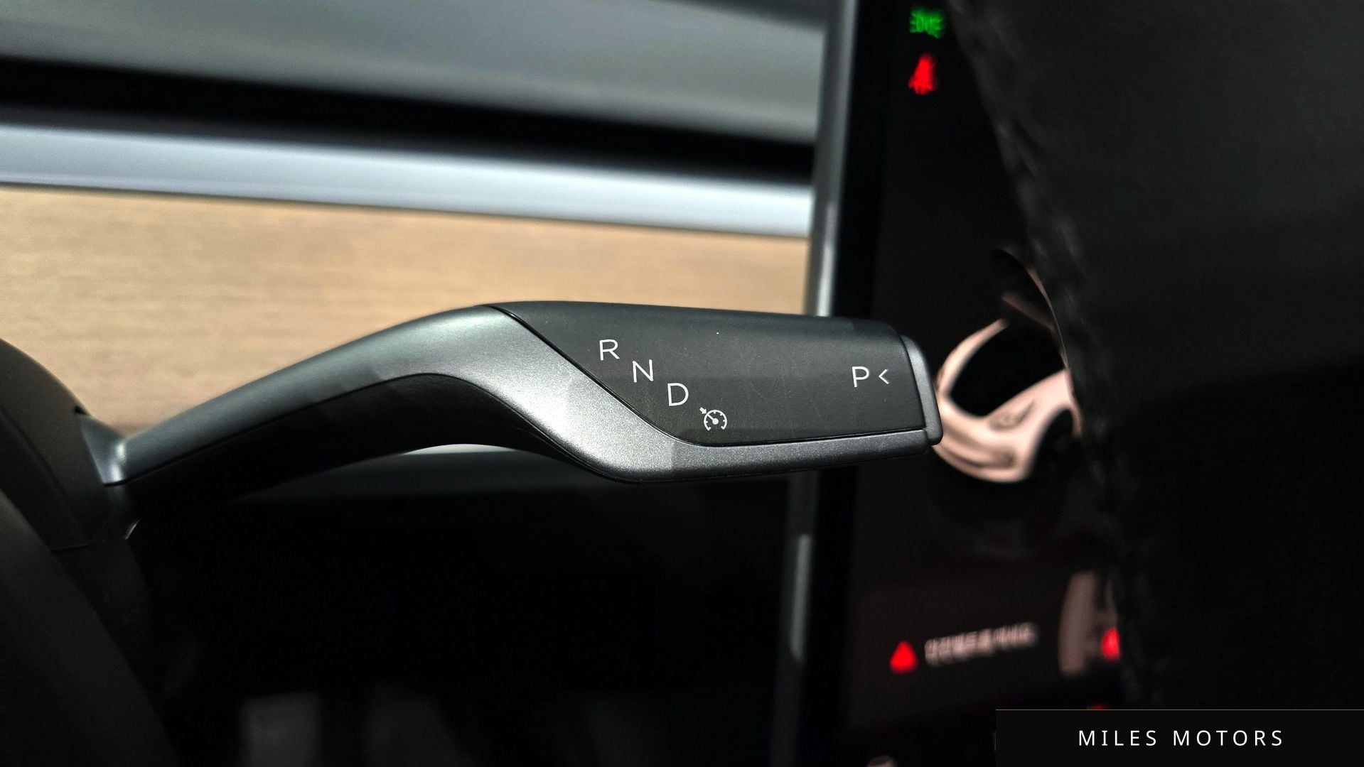 Tesla Model 3 2022 — миниатюра 9
