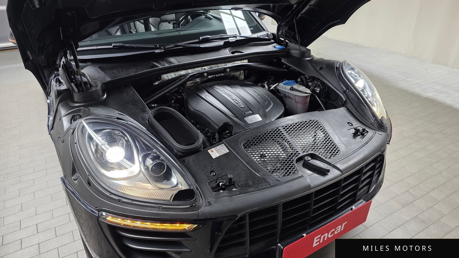 Porsche Macan 2015 — миниатюра 6