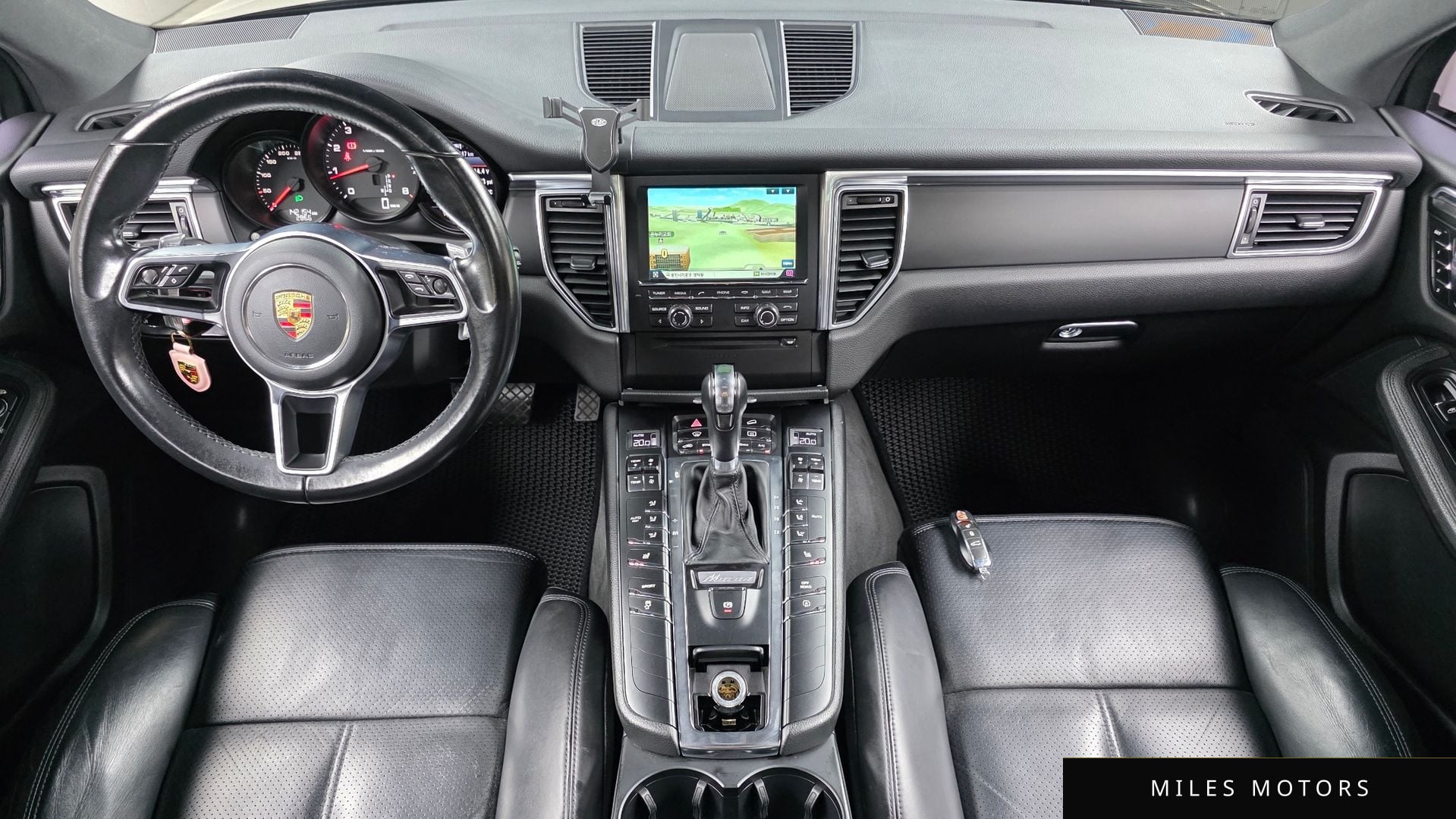 Porsche Macan 2015 — миниатюра 7