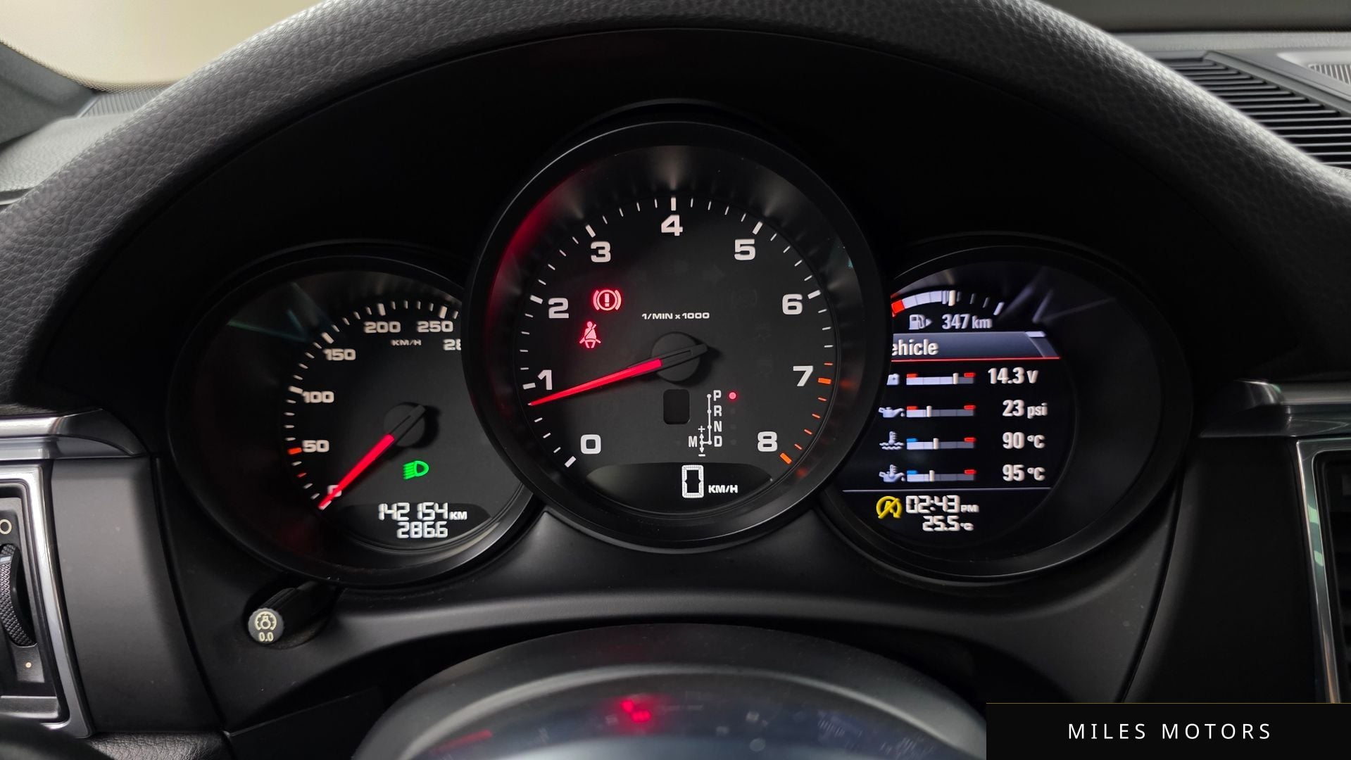 Porsche Macan 2015 — миниатюра 8