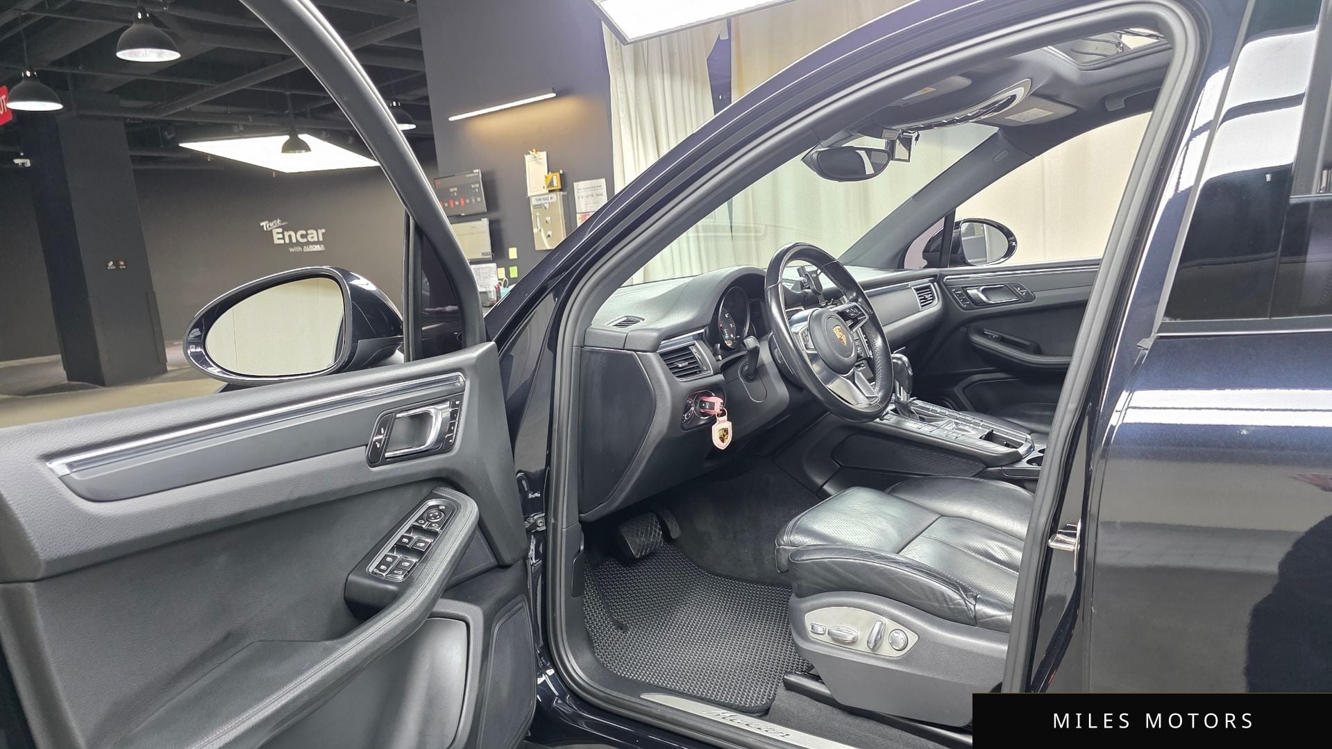 Porsche Macan 2015 — миниатюра 12