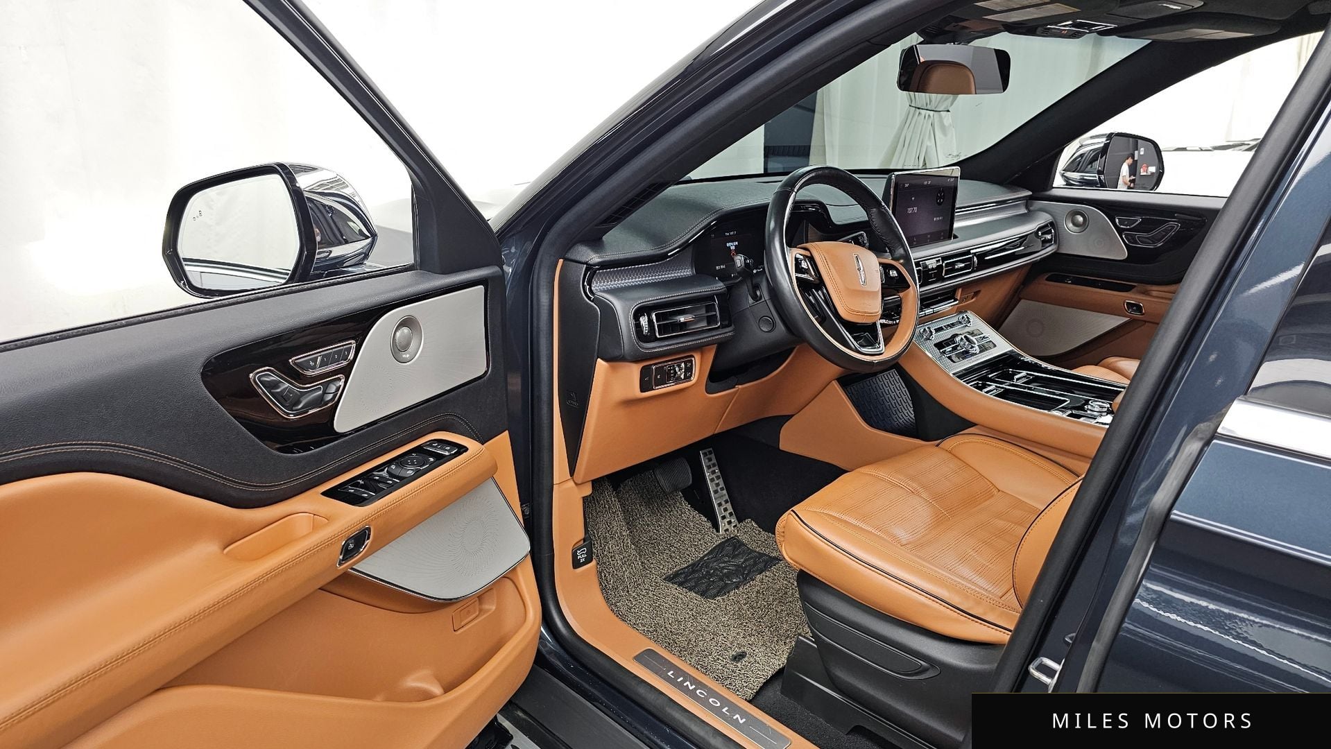 Lincoln 에비에이터 2022 — миниатюра 10