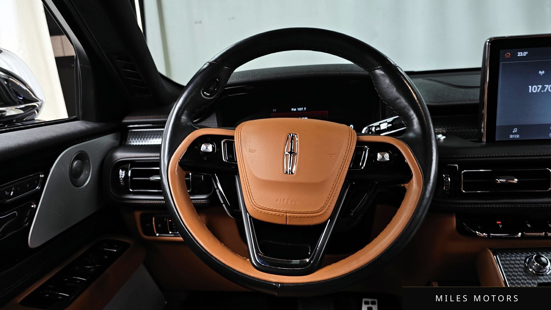 Lincoln 에비에이터 2022 — миниатюра 14