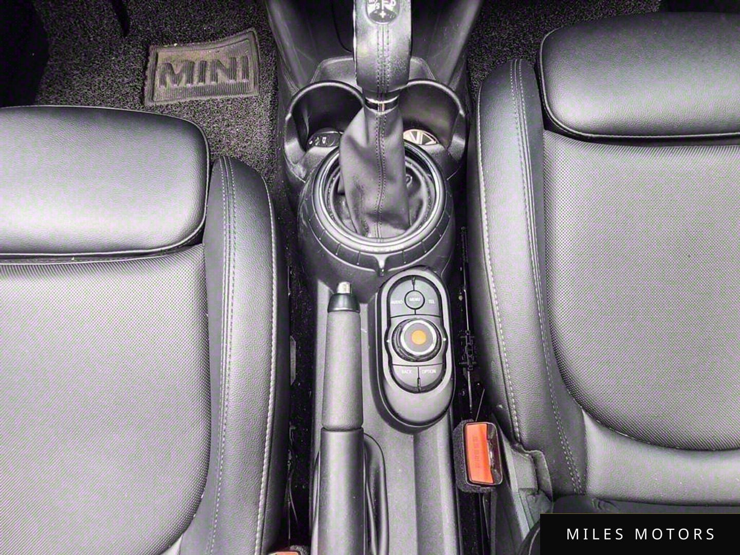 MINI Cooper D 2015 — миниатюра 9