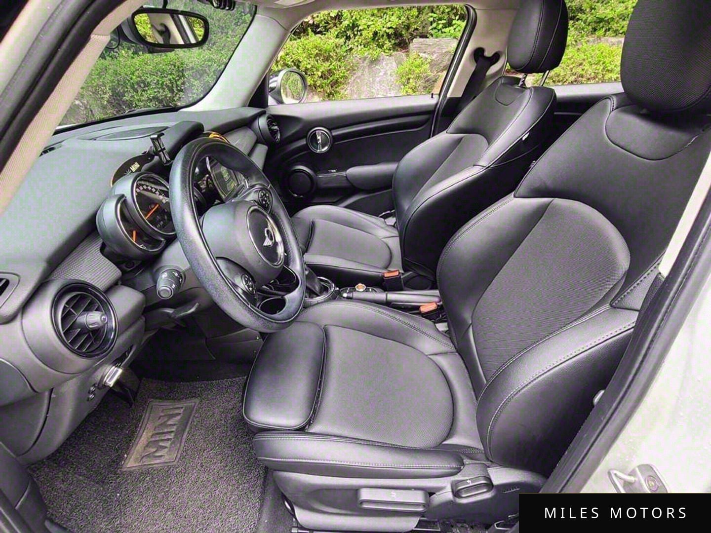 MINI Cooper D 2015 — миниатюра 10