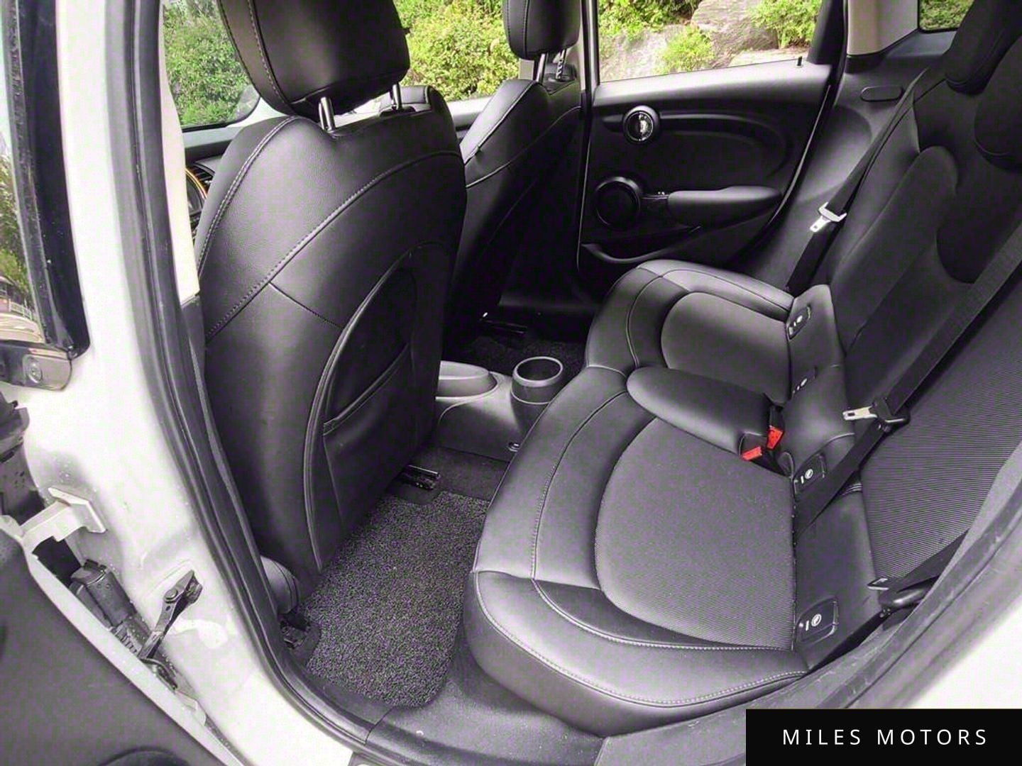 MINI Cooper D 2015 — миниатюра 11