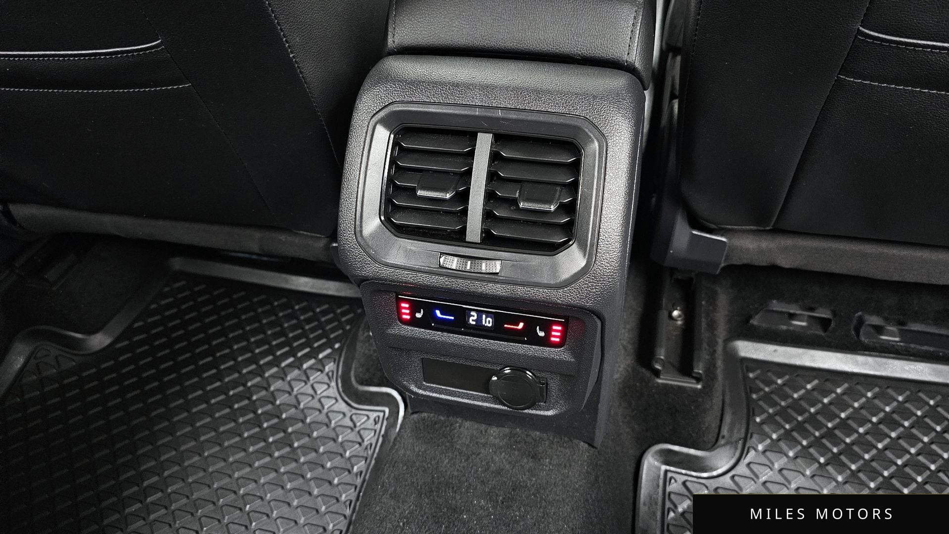 Volkswagen 티구안 올스페이스 2023 — миниатюра 19
