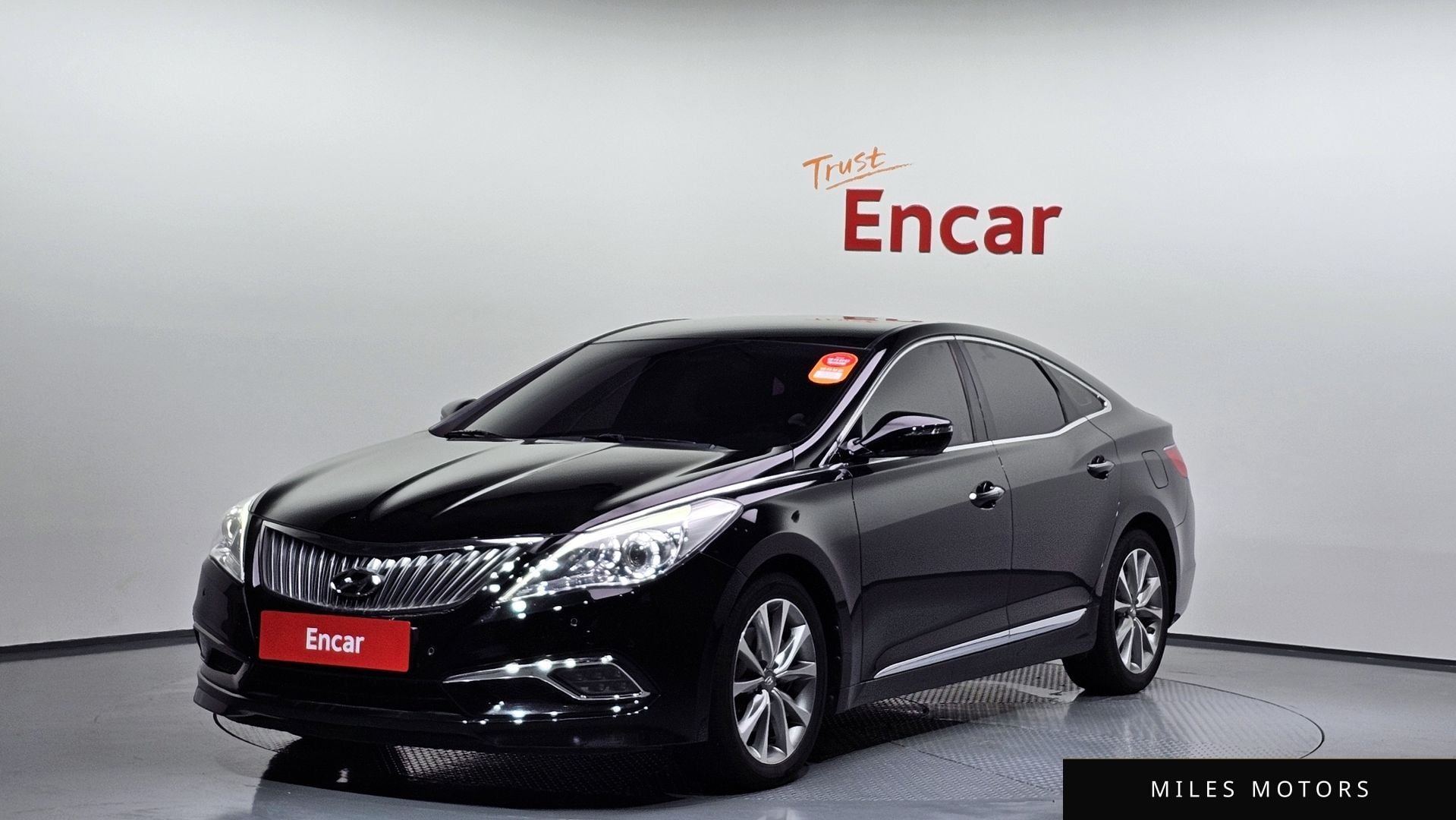 Hyundai Grandeur 2017 — фото 1 из 12