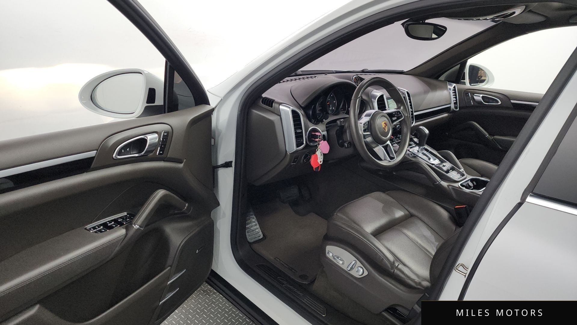 Porsche Cayenne 2016 — миниатюра 10