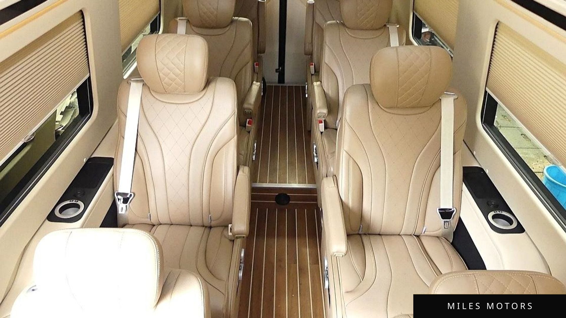 Mercedes-Benz Sprinter 2020 — миниатюра 10