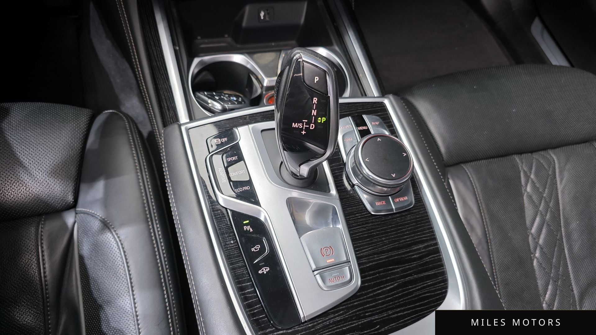 BMW 7 Series (G11) 2018 — миниатюра 9