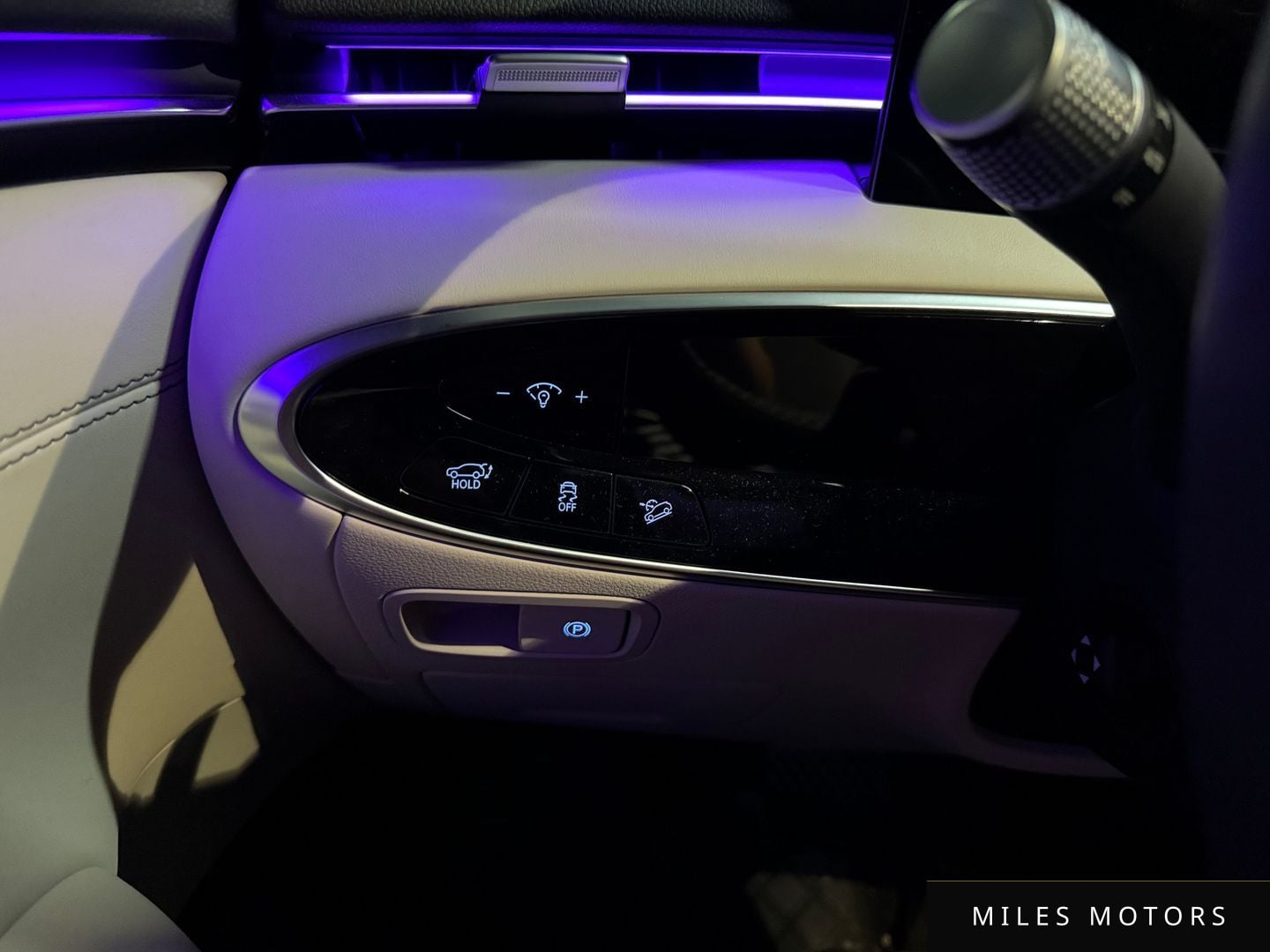 Genesis GV70 2025 — миниатюра 11