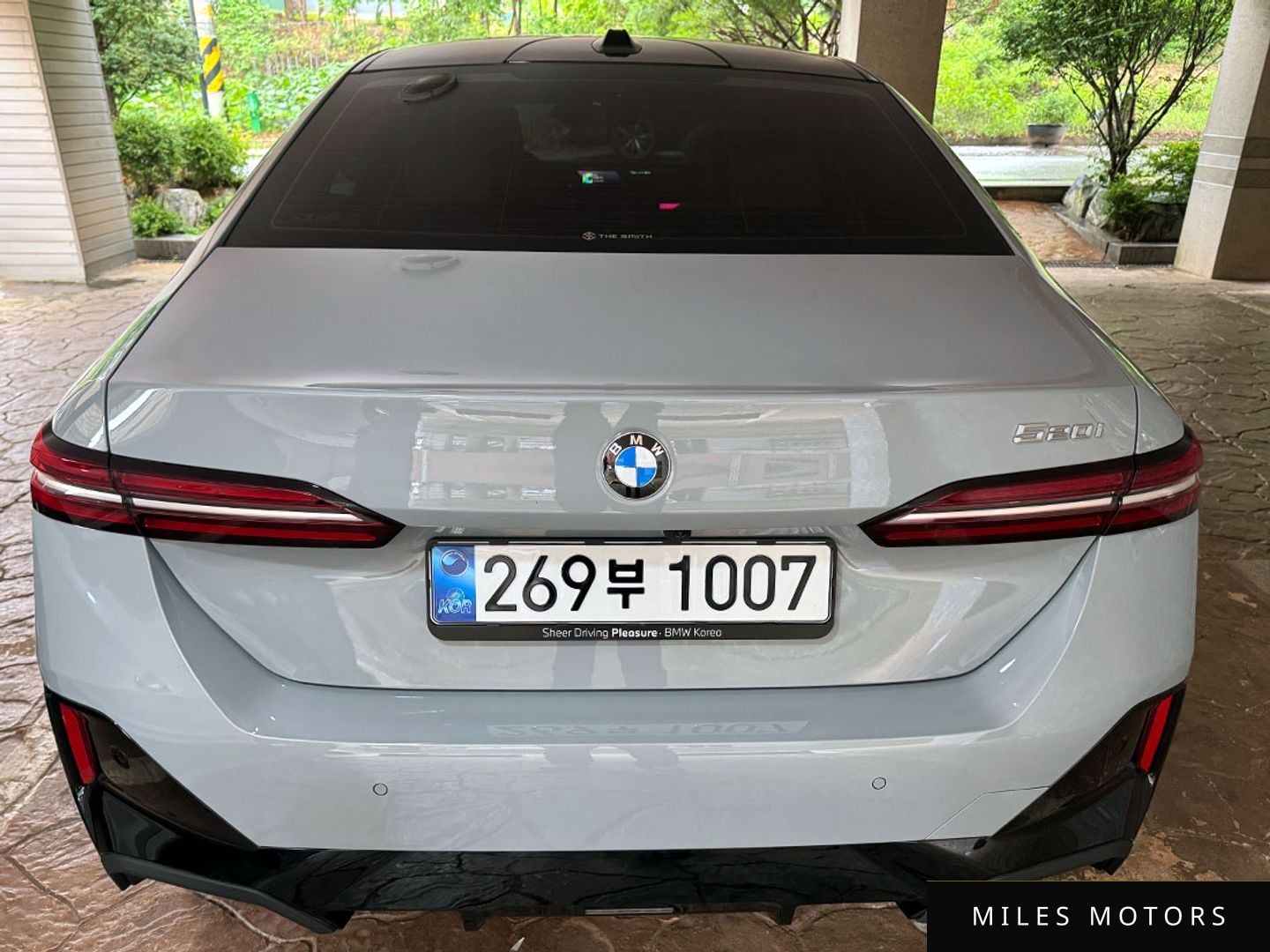 BMW 5 Series (G60) 2025 — миниатюра 4