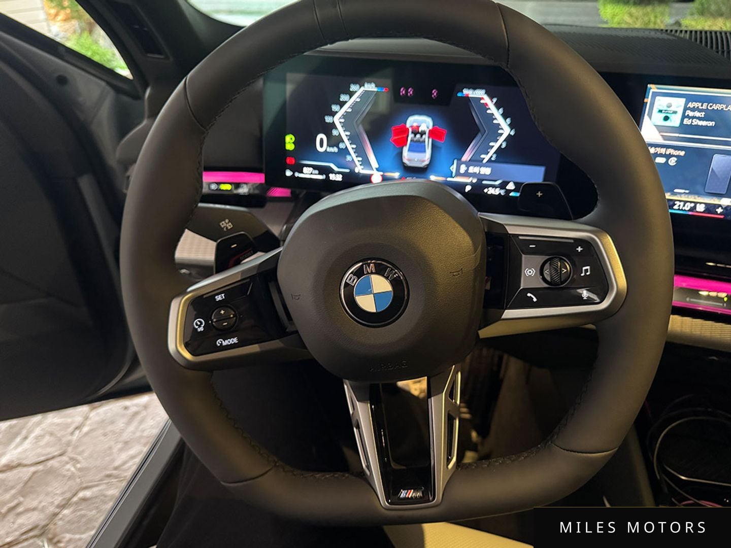 BMW 5 Series (G60) 2025 — миниатюра 12