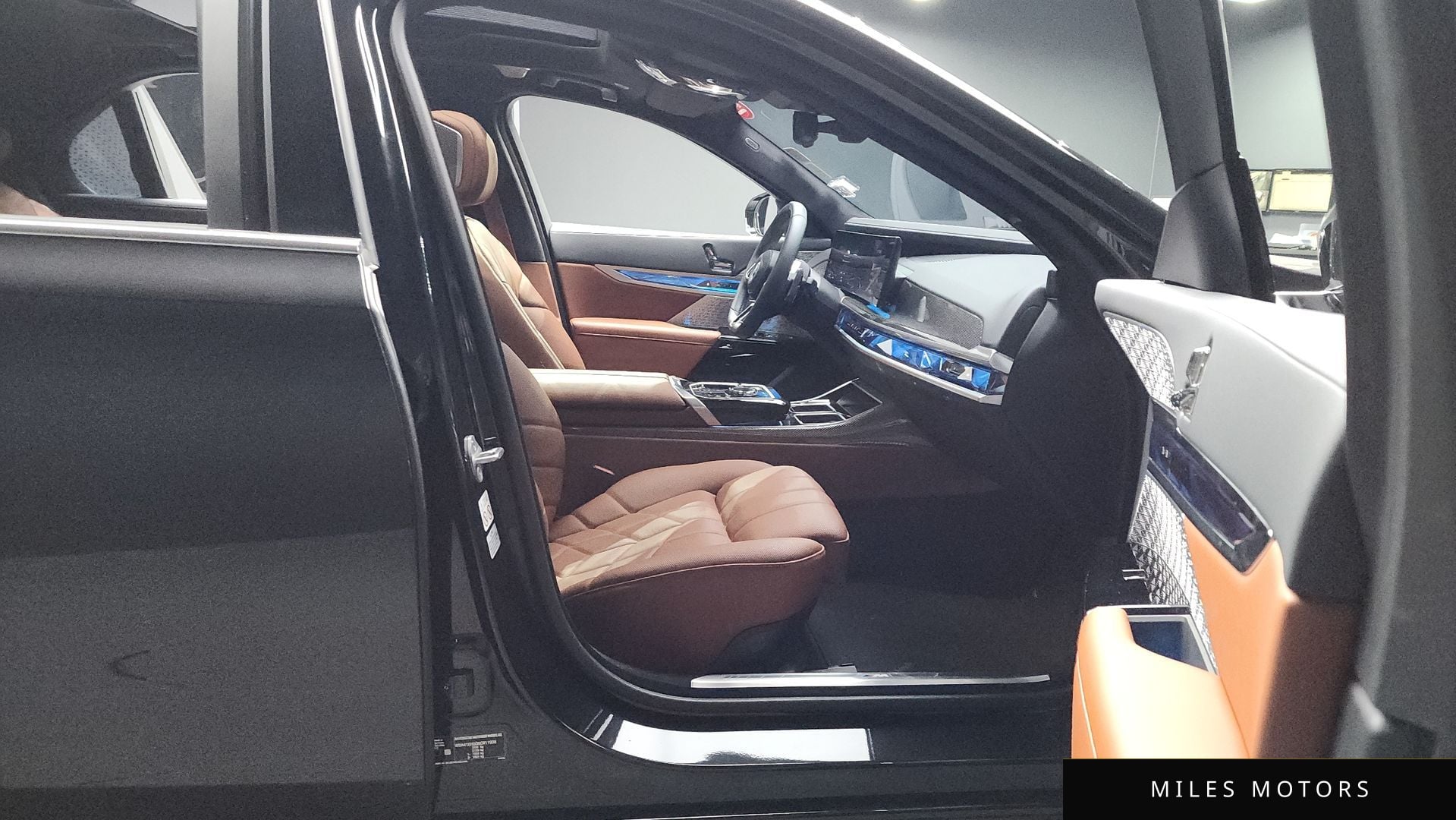 BMW 7시리즈 (G70) 2024 — миниатюра 11