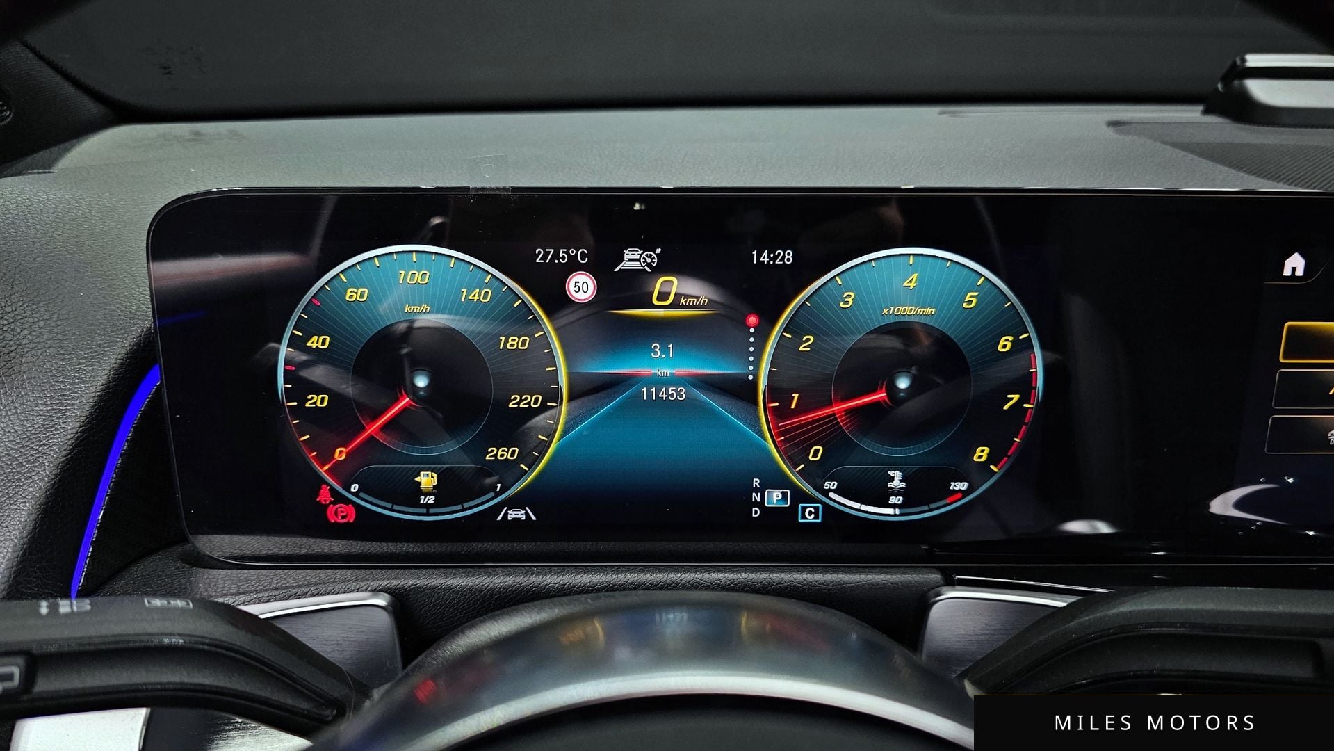 Mercedes-Benz GLB-Class X247 2023 — миниатюра 8