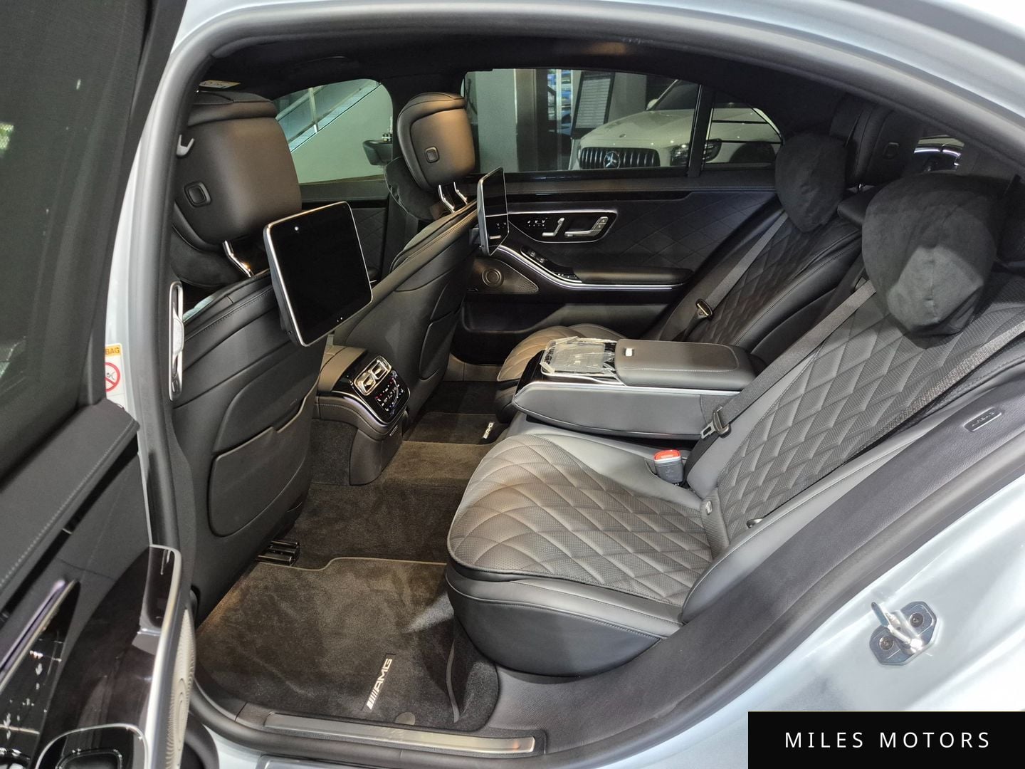 Mercedes-Benz S-Class W223 2025 — миниатюра 11