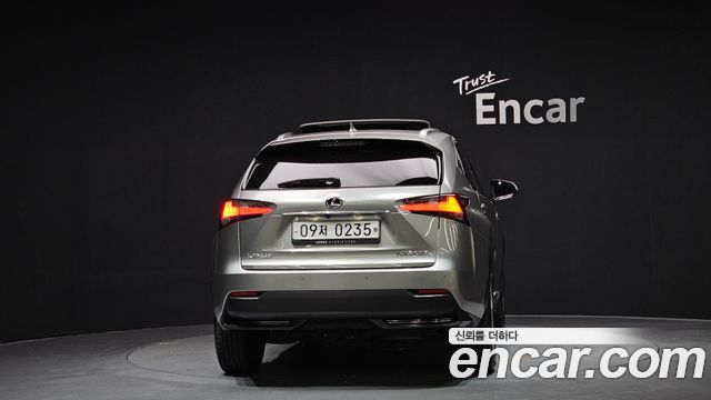 Лексус NX300h 2016 — миниатюра 4