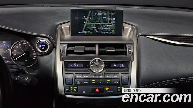 Лексус NX300h 2016 — миниатюра 14
