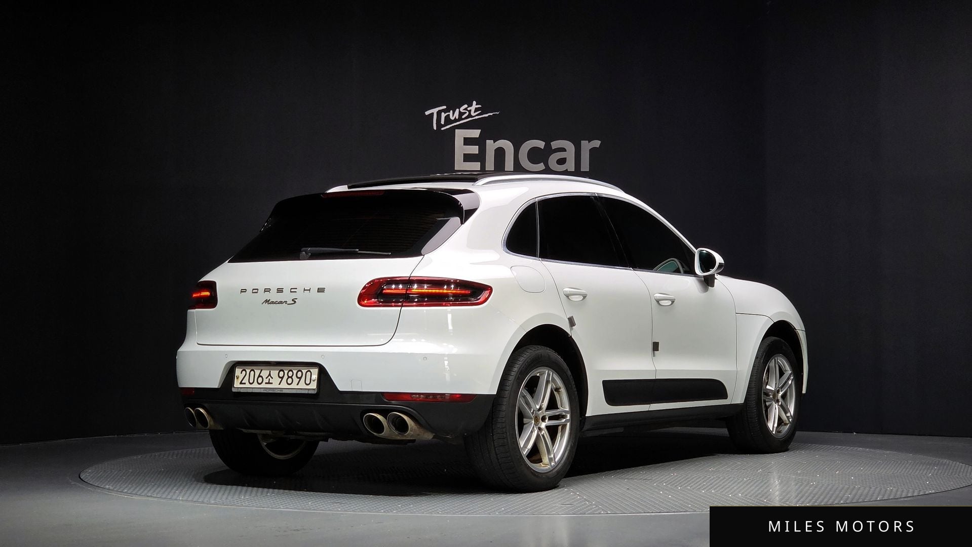 Porsche Macan 2015 — миниатюра 2