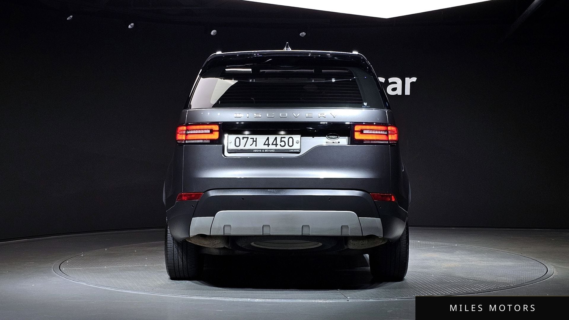 Land Rover Discovery 2017 — миниатюра 4