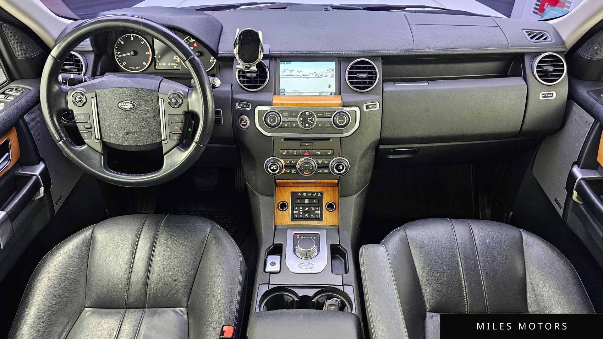 Land Rover Discovery 2015 — миниатюра 7