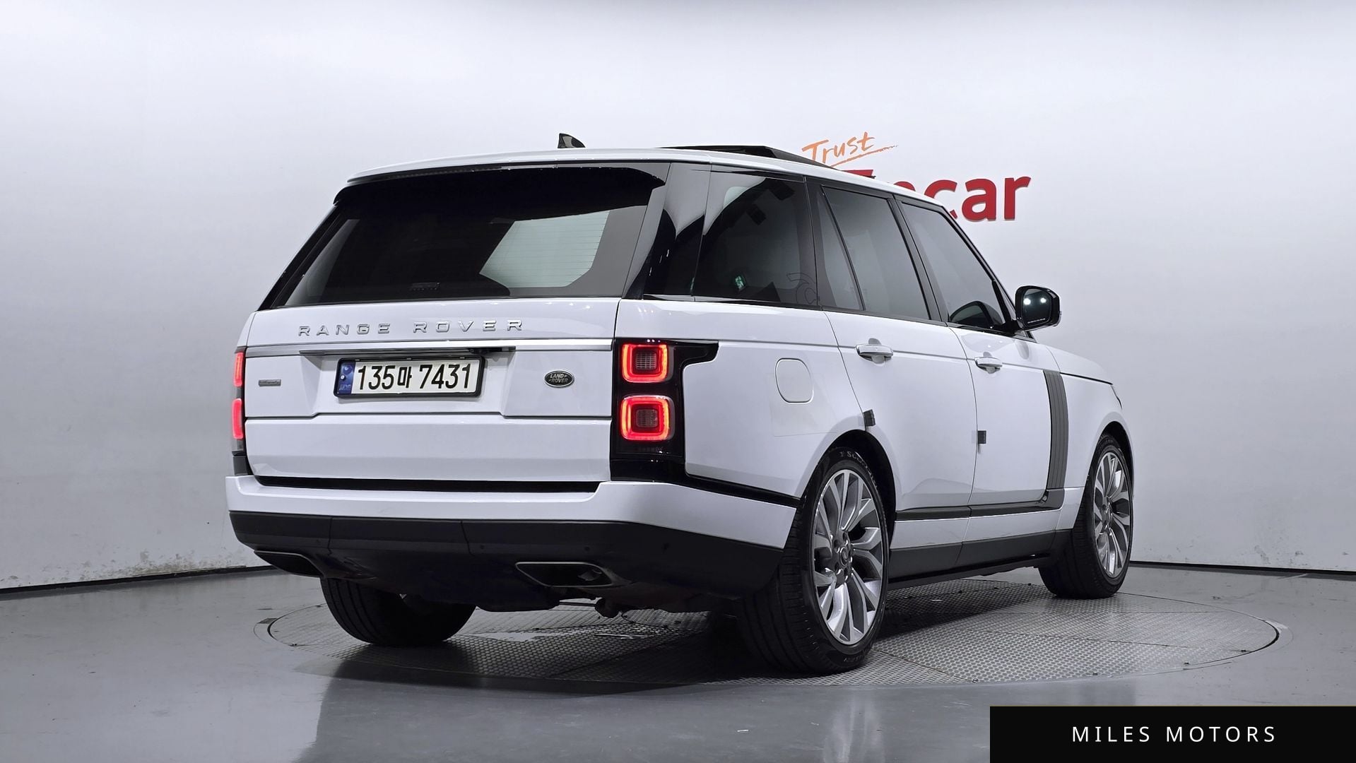 Land Rover Range Rover 2018 — миниатюра 2