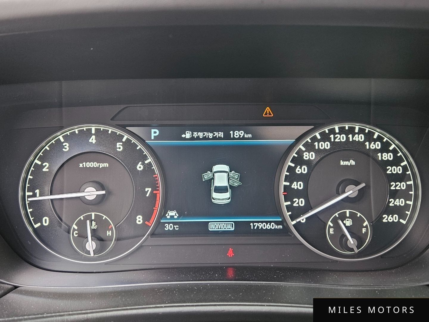Genesis EQ900 2018 — миниатюра 8