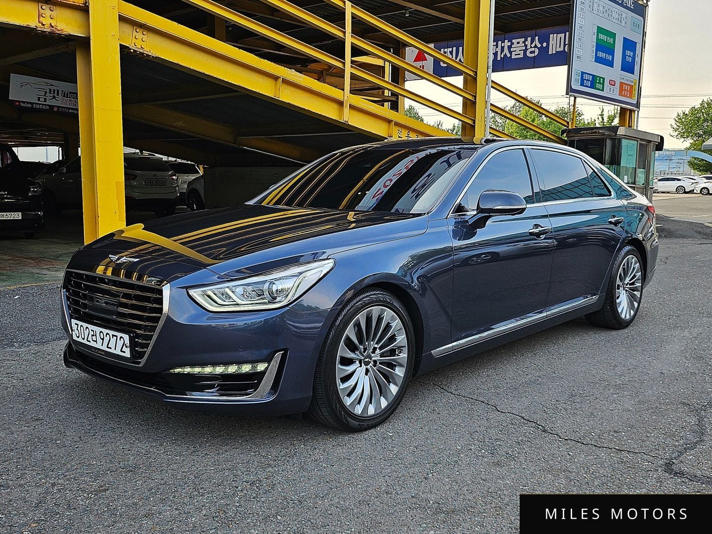 Genesis EQ900 2016 — миниатюра 2