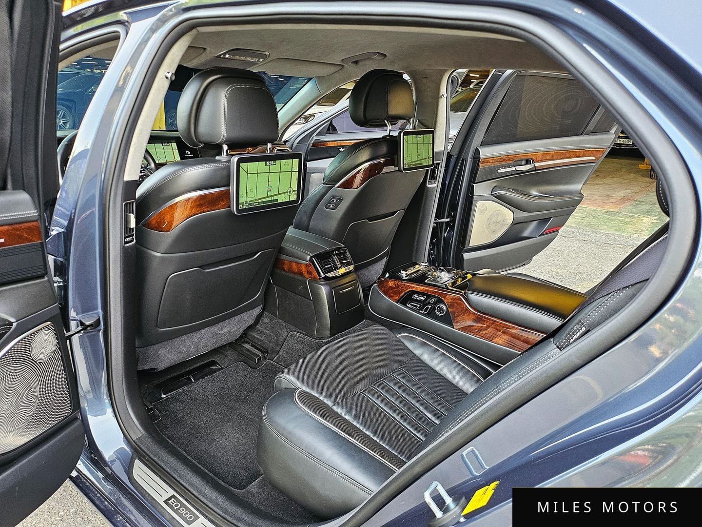 Genesis EQ900 2016 — миниатюра 10