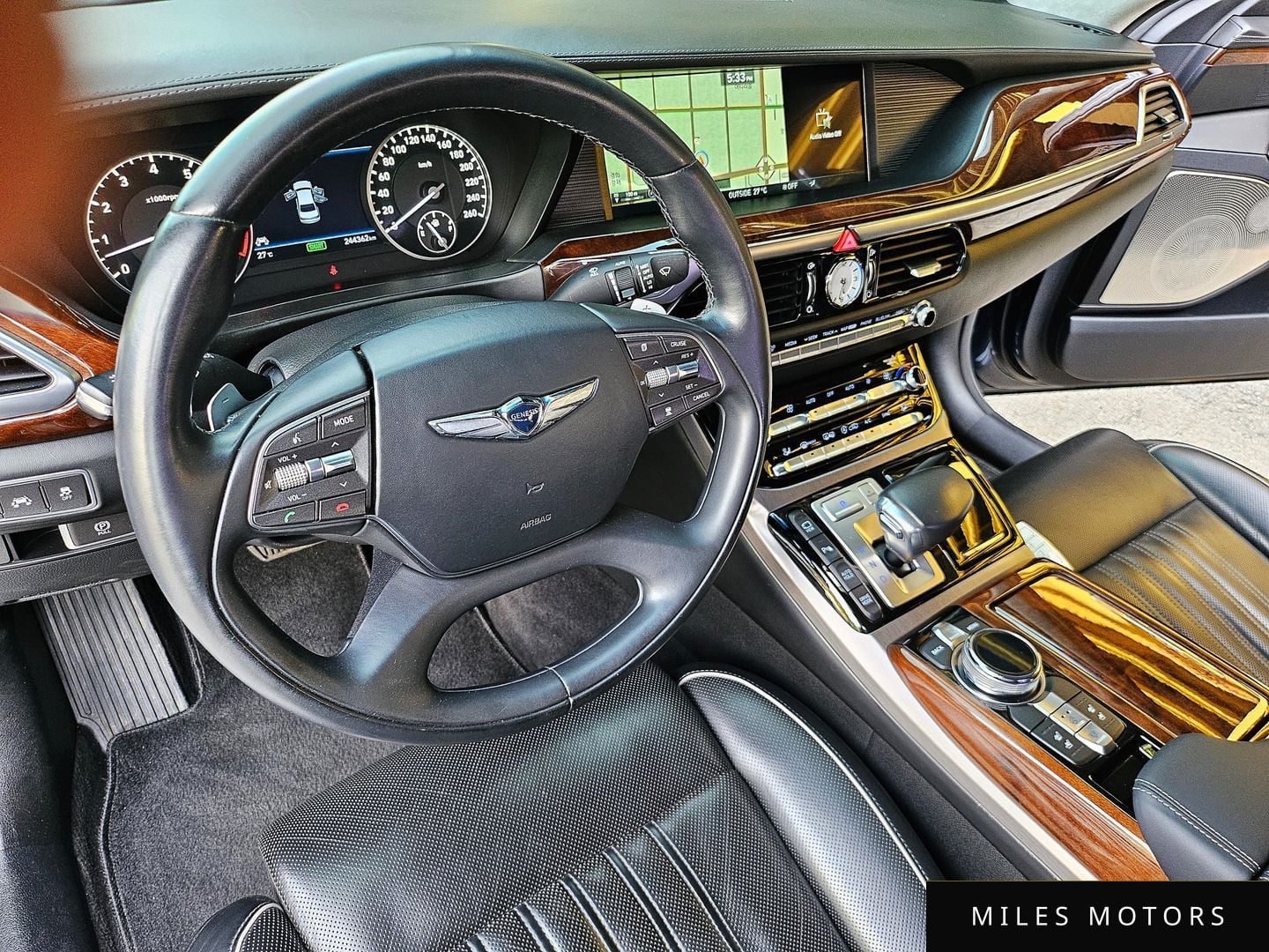 Genesis EQ900 2016 — миниатюра 12