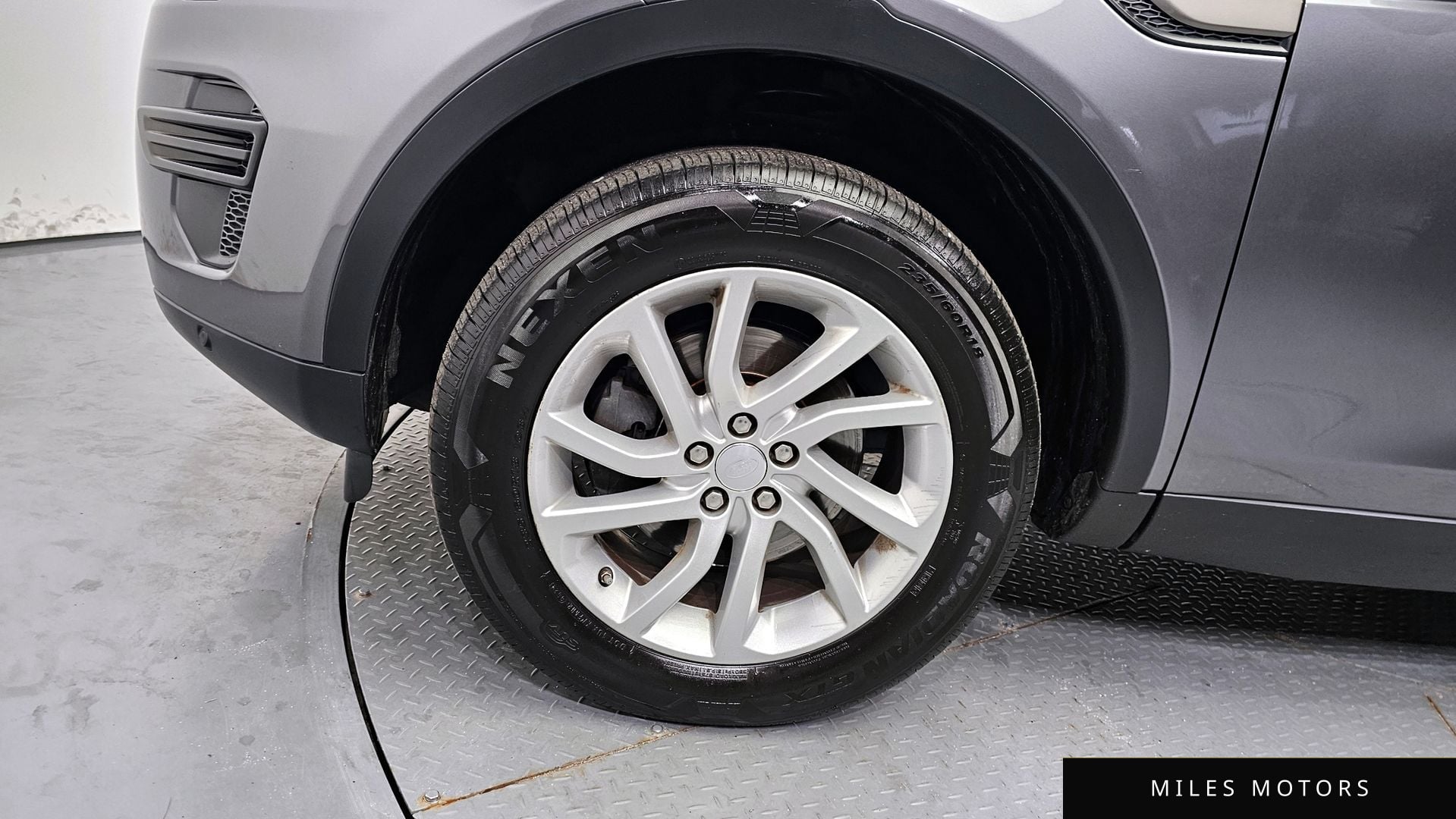 Land Rover Discovery Sport 2018 — миниатюра 5