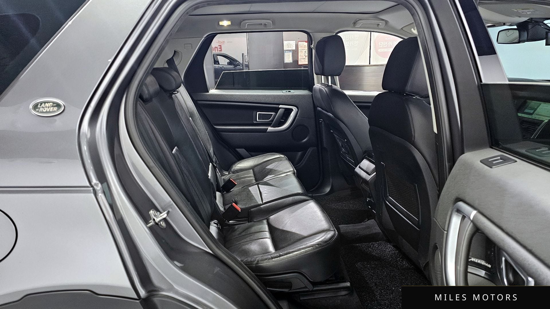 Land Rover Discovery Sport 2018 — миниатюра 12