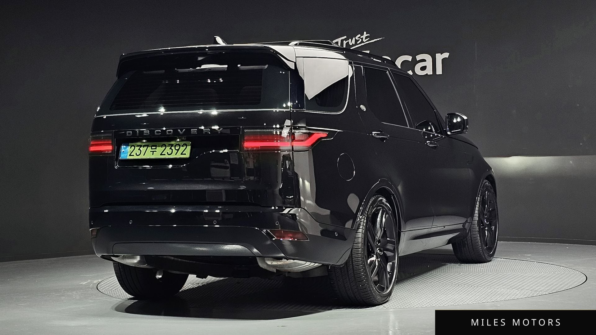 Land Rover Discovery 2024 — миниатюра 2