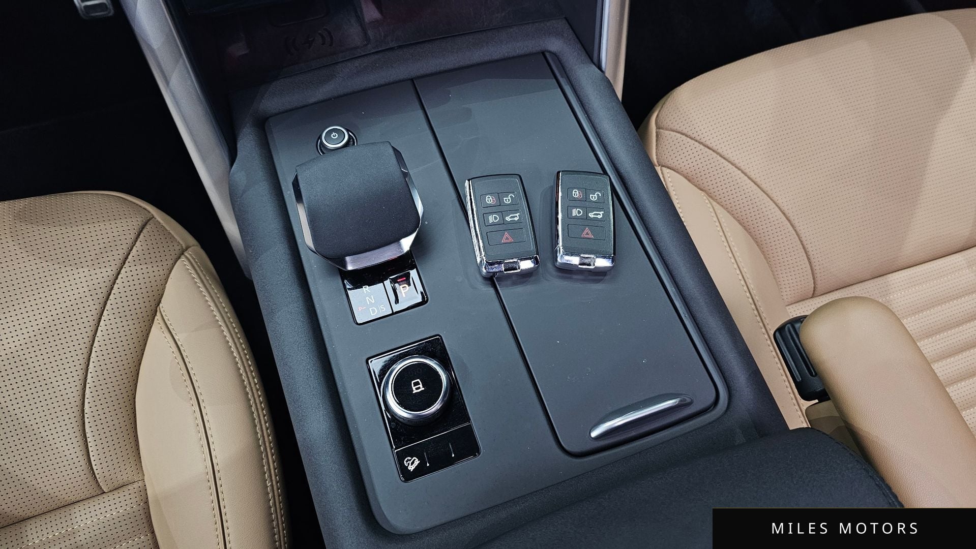Land Rover Discovery 2024 — миниатюра 9