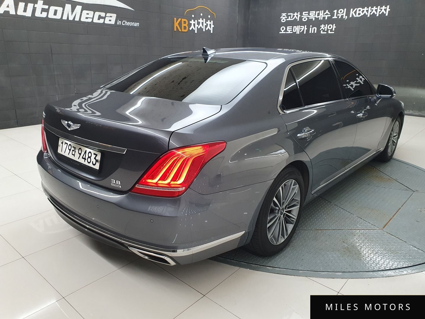 Genesis EQ900 2016 — миниатюра 2