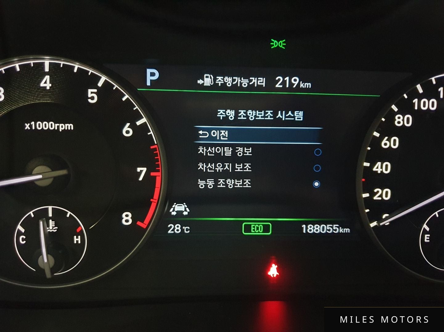 Genesis EQ900 2016 — миниатюра 8